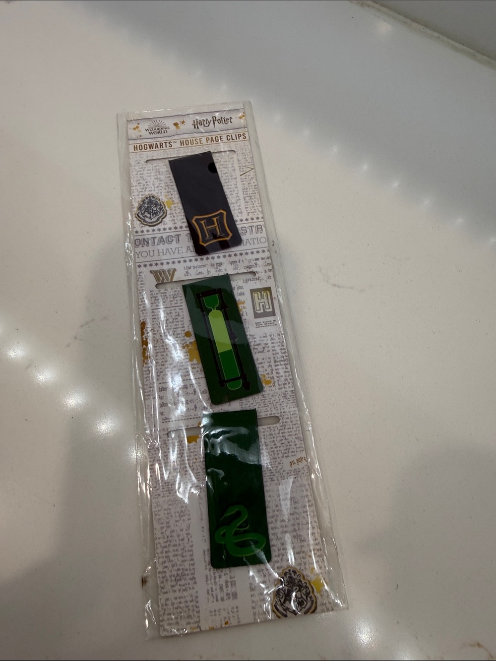 Warner Bros. Hogwarts Slytherin Page Clips - Green and Black with Gold Accent